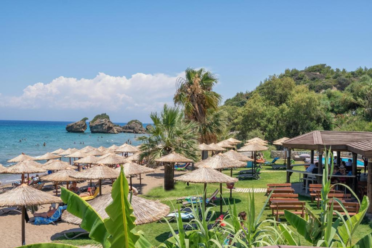 PORTO ZORRO BEACH HOTEL