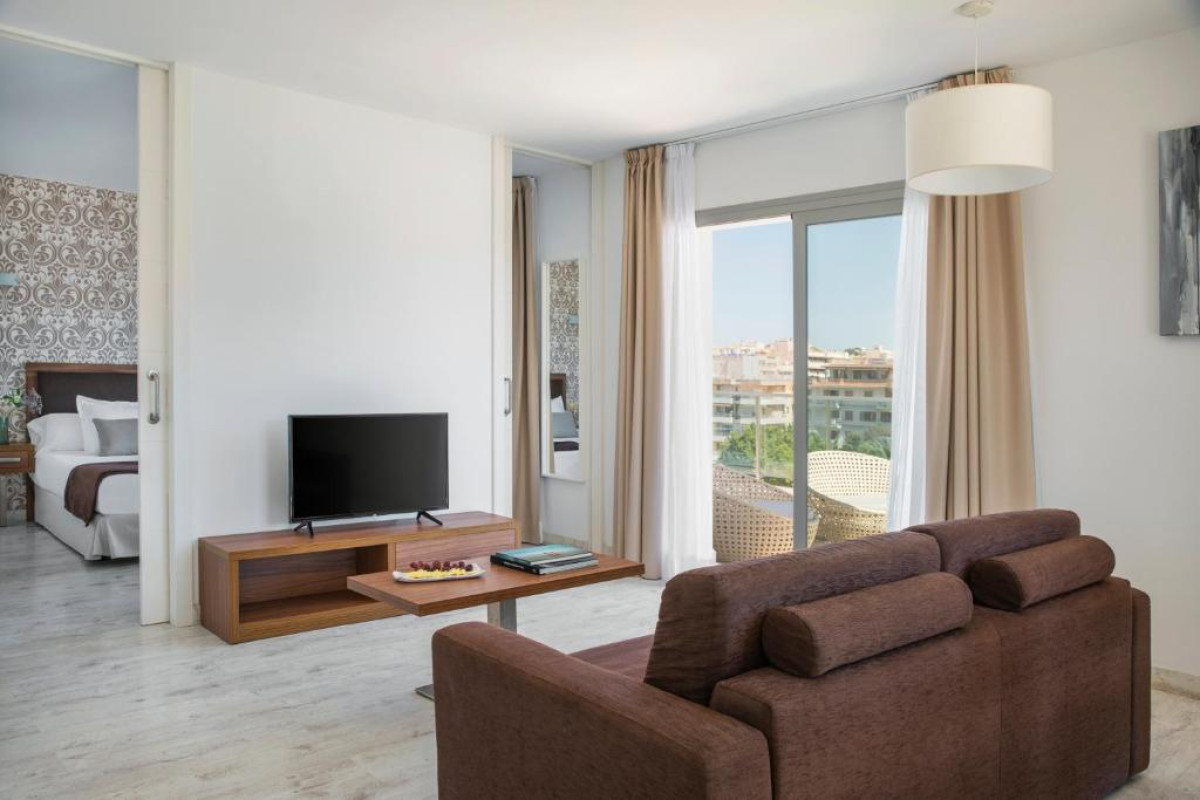 Portodrach Aparthotel & Suites