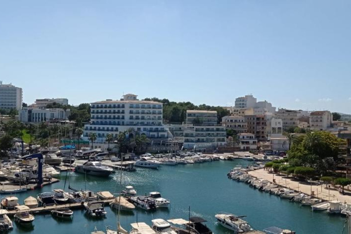 Portodrach Aparthotel & Suites