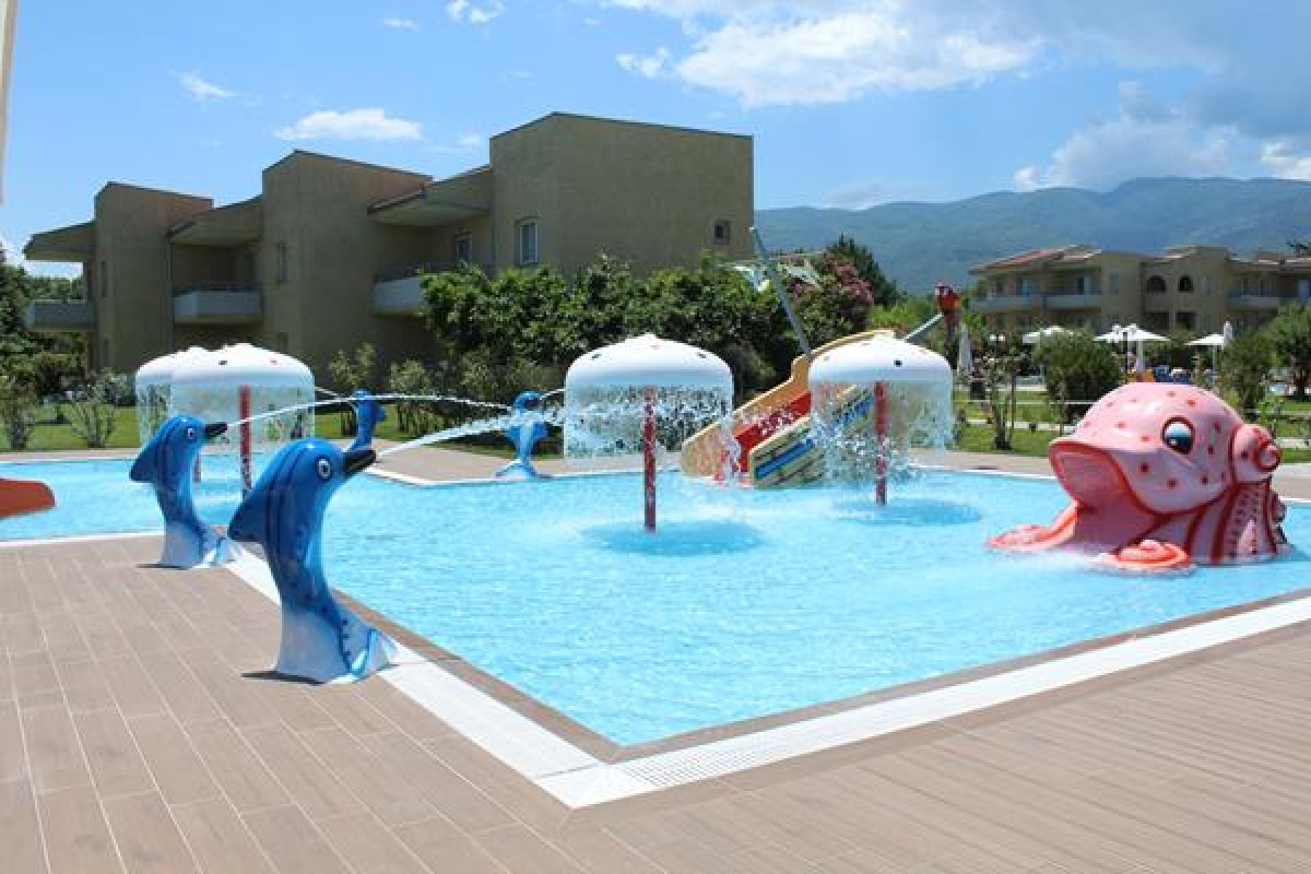 Poseidon Palace - Pieria