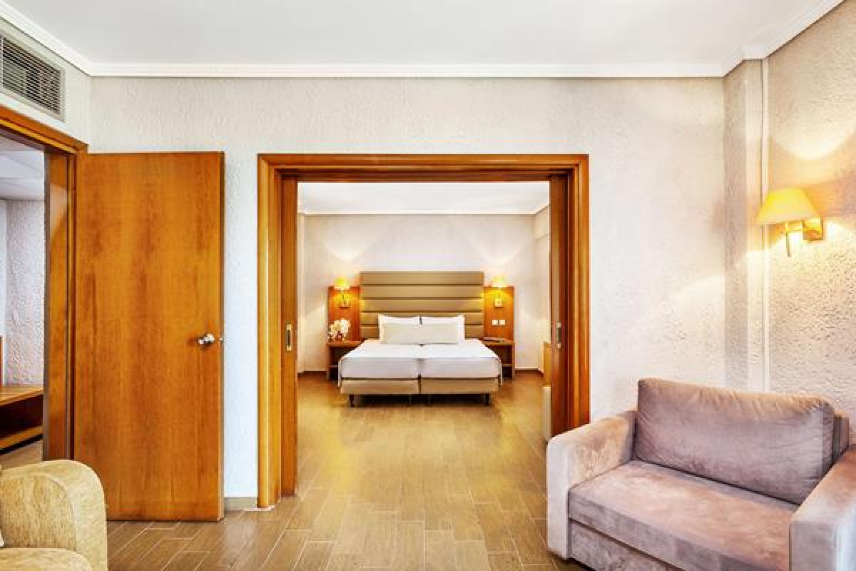 Poseidon Palace - Pieria