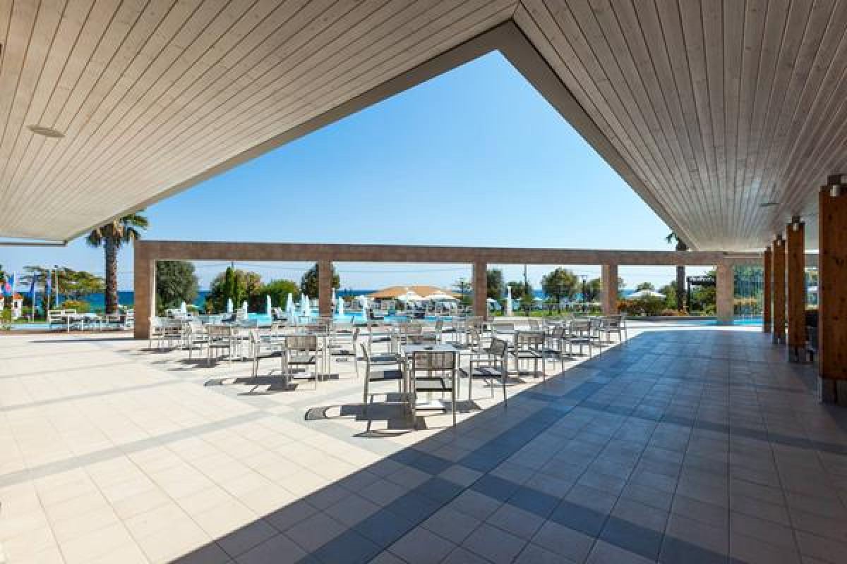 Poseidon Palace - Pieria