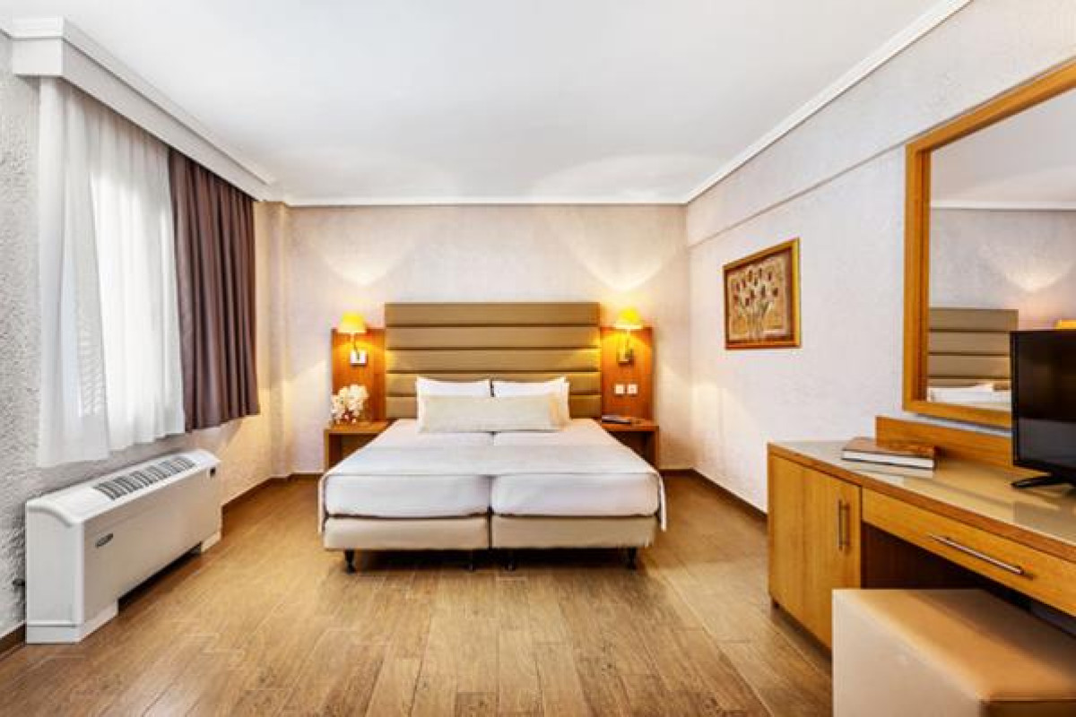 Poseidon Palace - Pieria