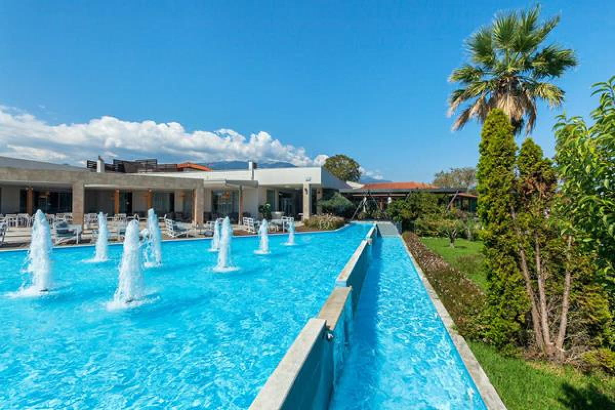 Poseidon Palace - Pieria