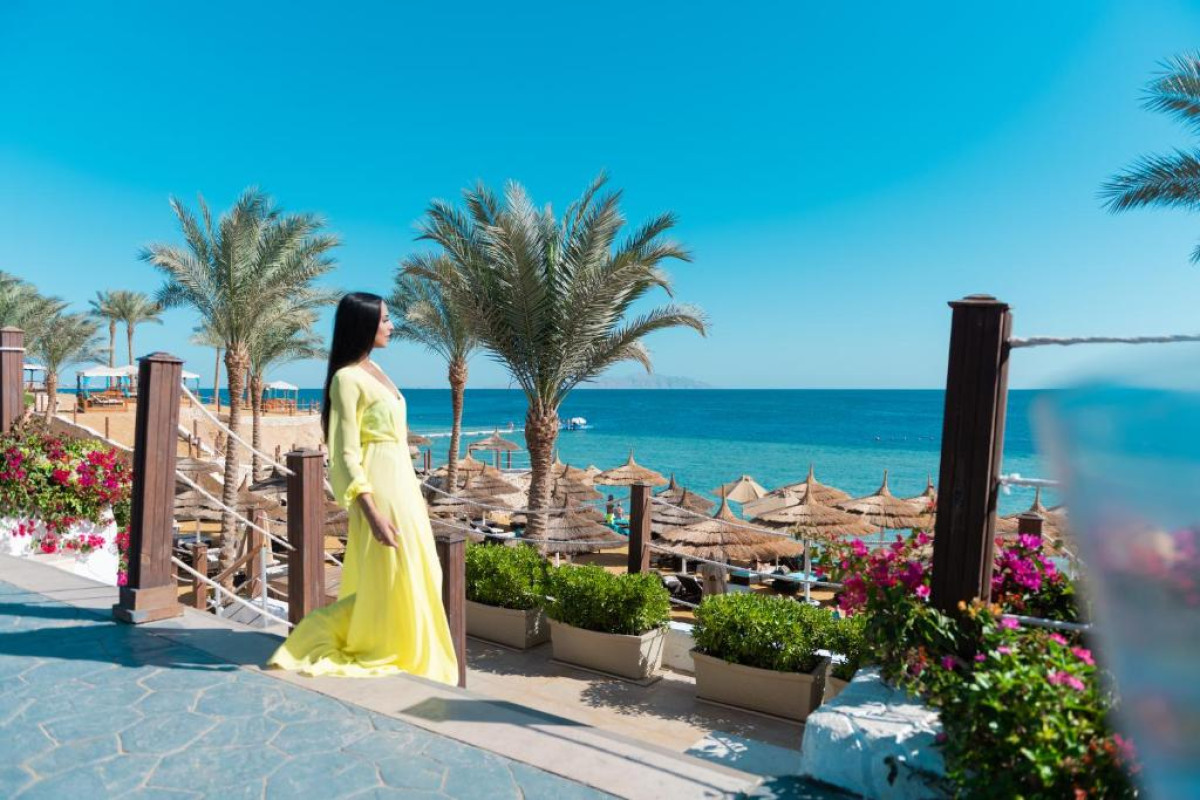 POSH CLUB SUNRISE MONTEMARE RESORT