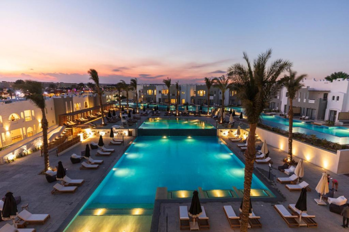 POSH CLUB SUNRISE TUCANA RESORT