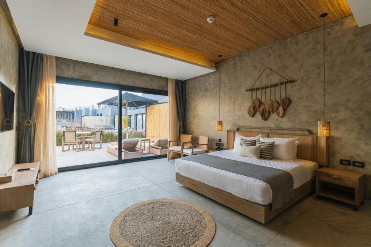 POSH CLUB SUNRISE TUCANA RESORT