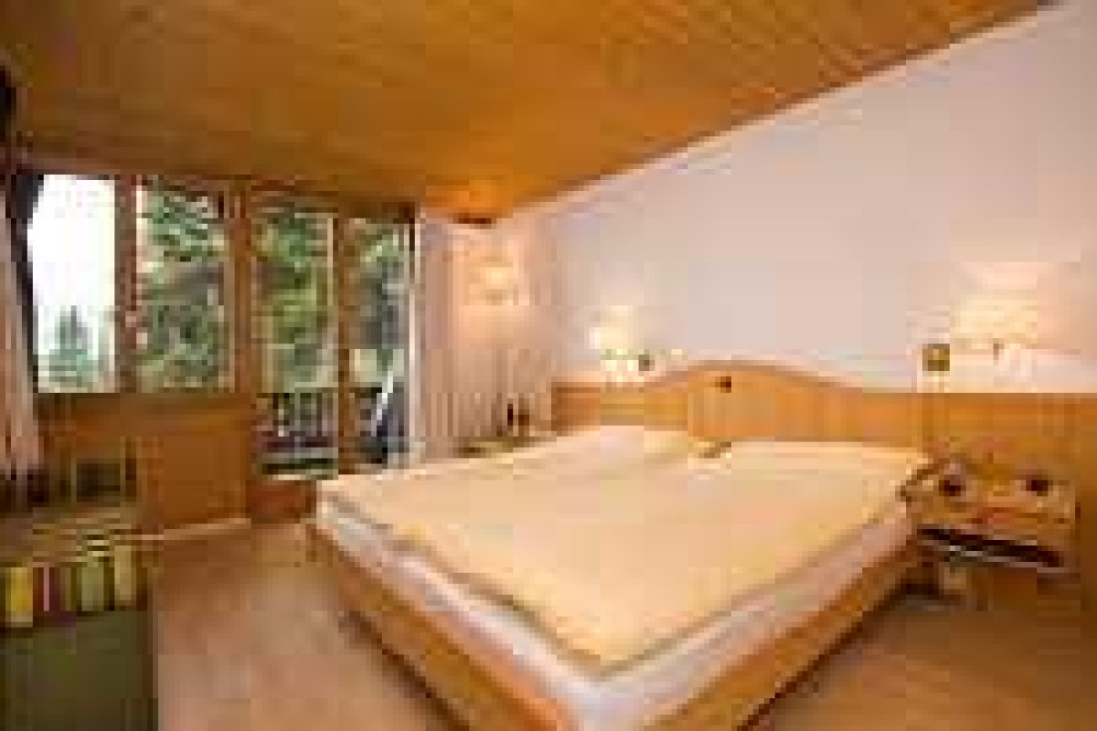 Posthotel Holiday Villa Arosa