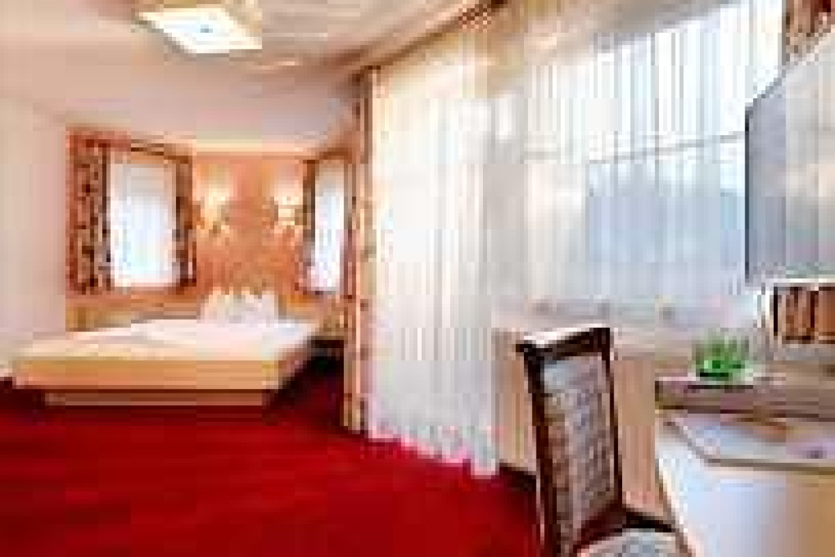 Posthotel Strengen