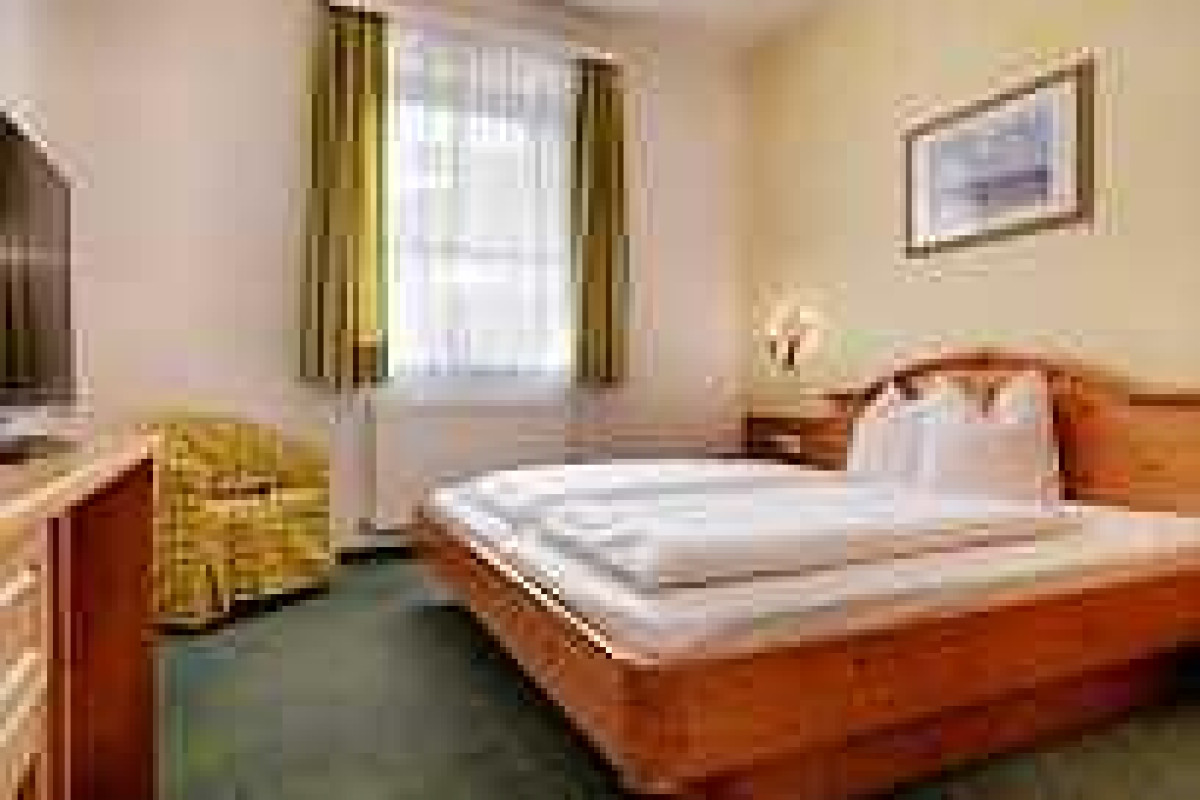 Posthotel Strengen