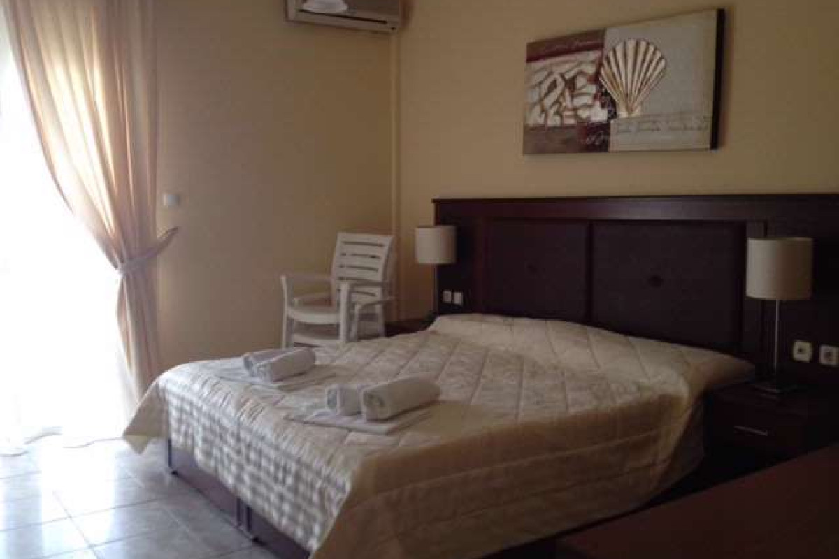 POTOS HOTEL - POTOS