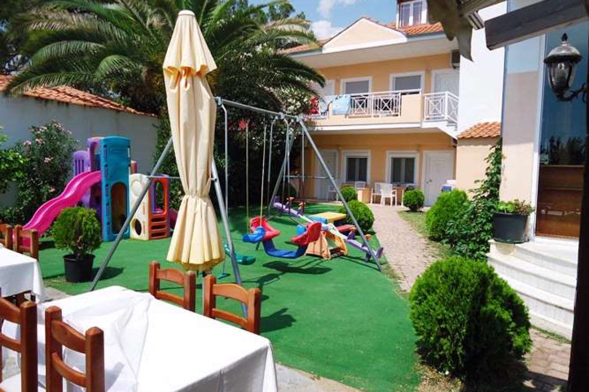 POTOS HOTEL - POTOS
