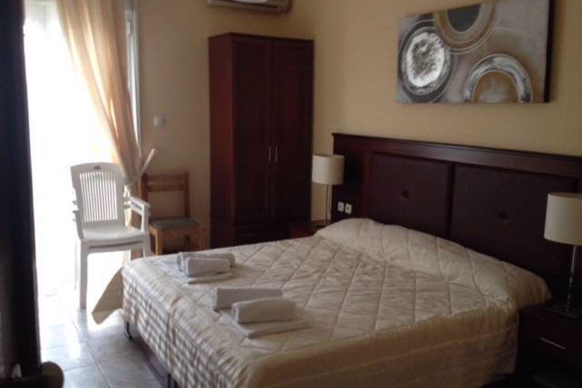 POTOS HOTEL - POTOS