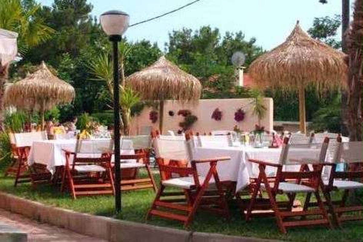 POTOS HOTEL - POTOS