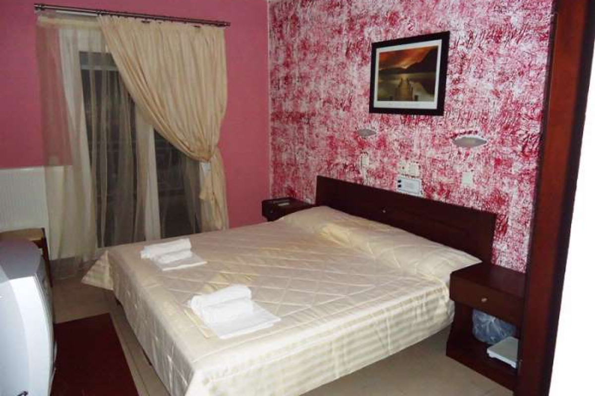 POTOS HOTEL - POTOS
