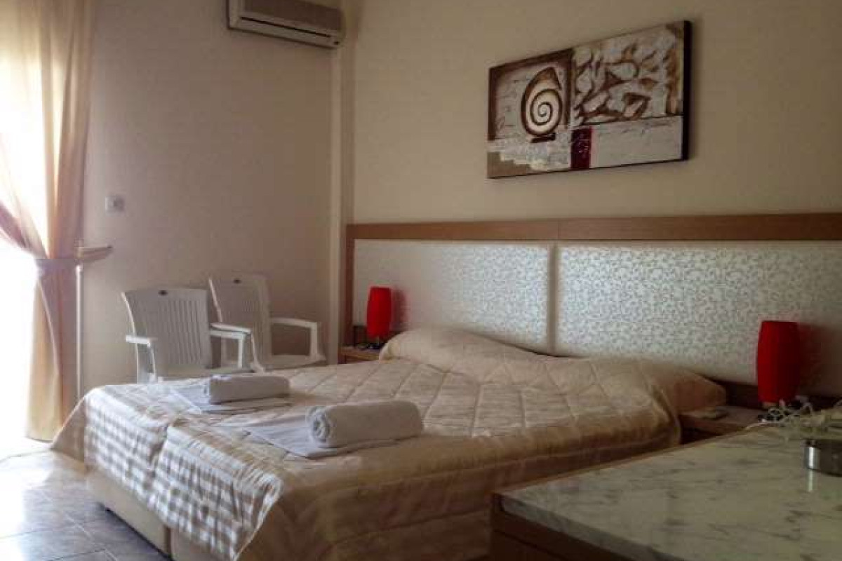 POTOS HOTEL - POTOS