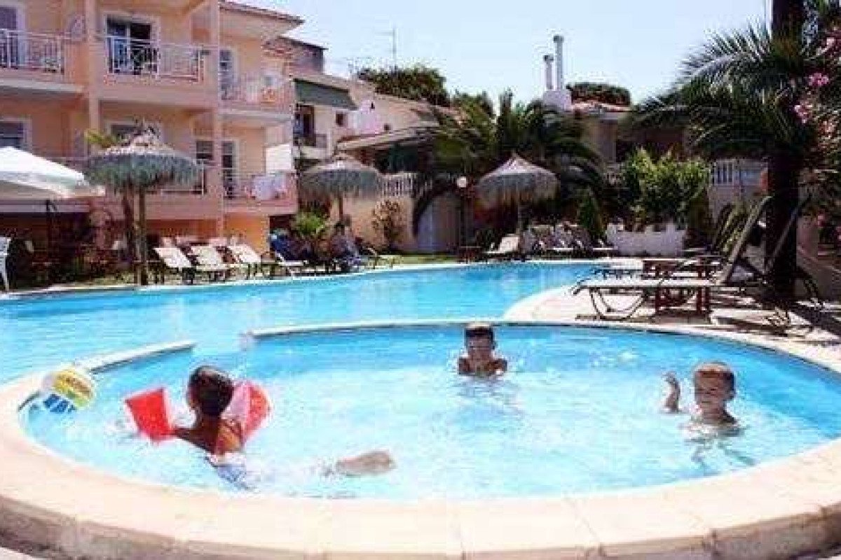 POTOS HOTEL - POTOS