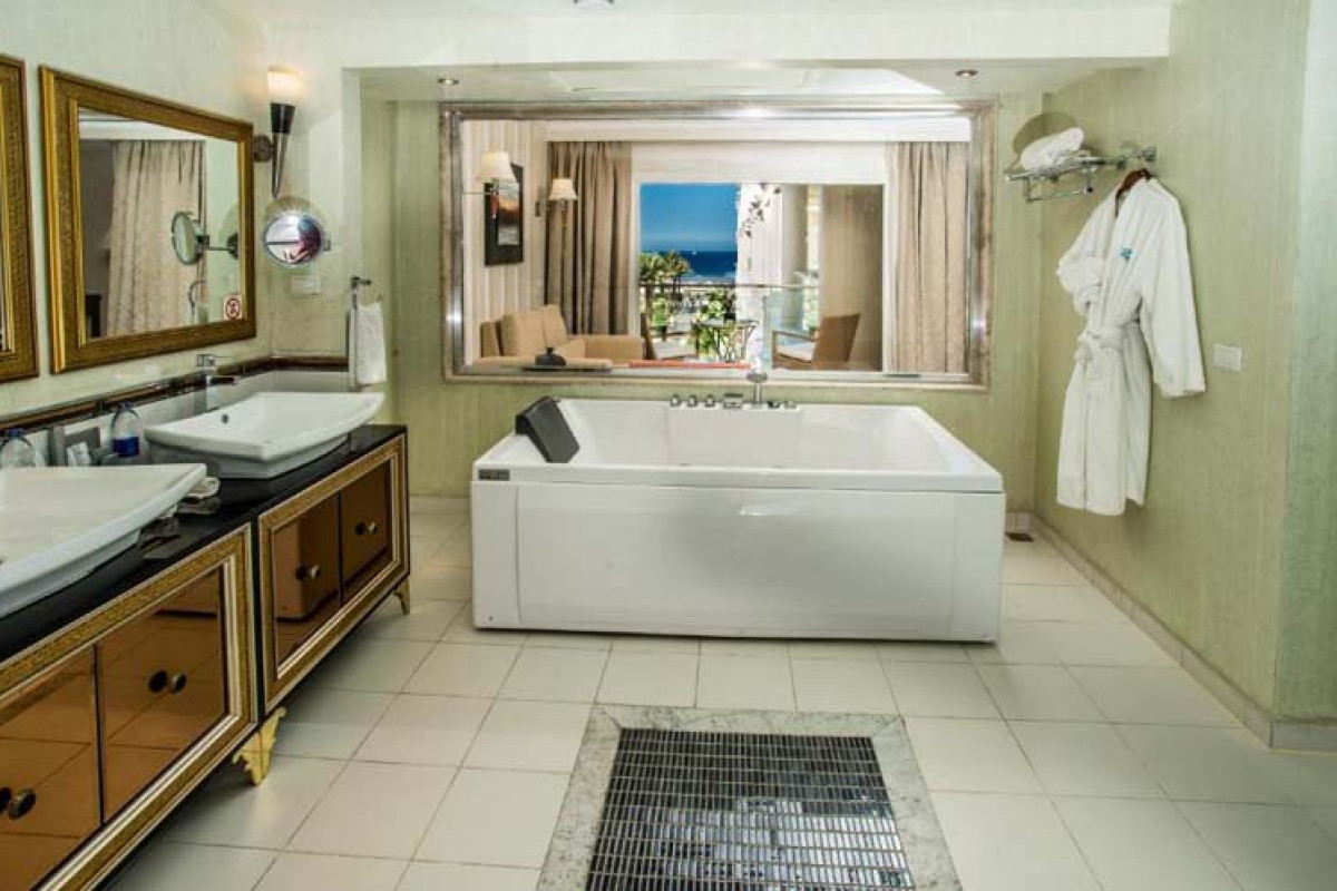 PREMIER LE REVE HOTEL & SPA RESORT ADULT ONLY