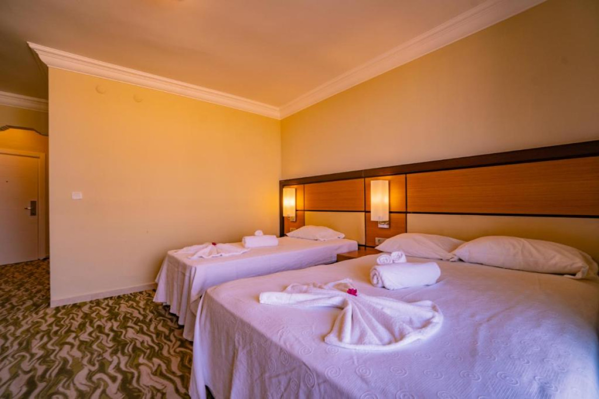 PRENSES SEALINE BEACH HOTEL