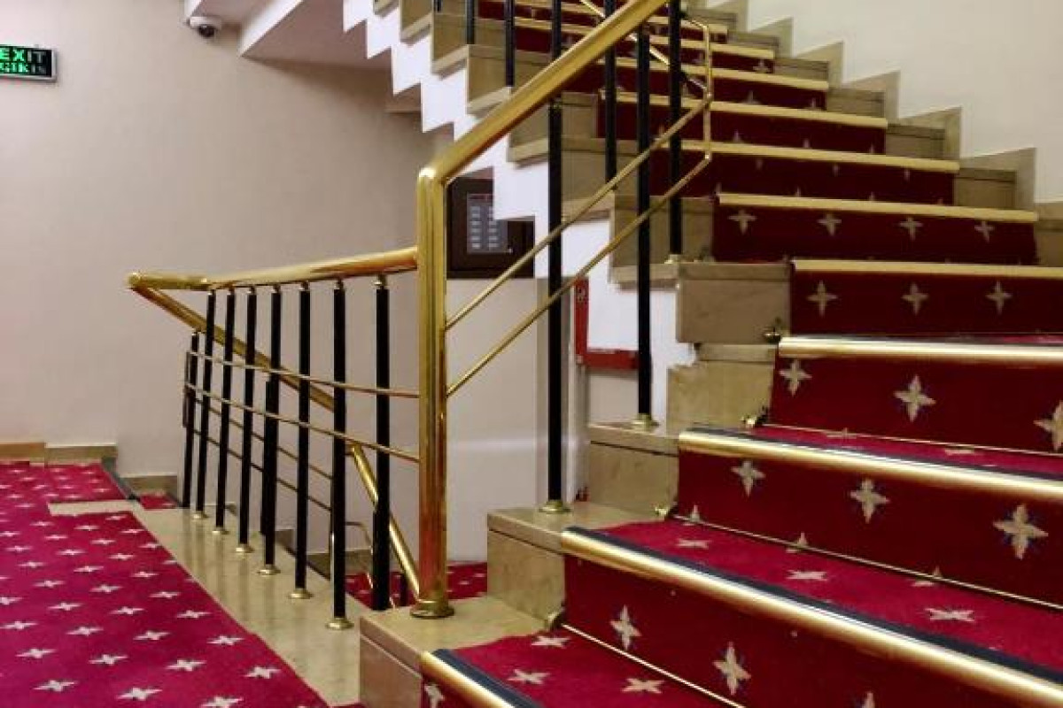 PRESTIGE HOTEL
