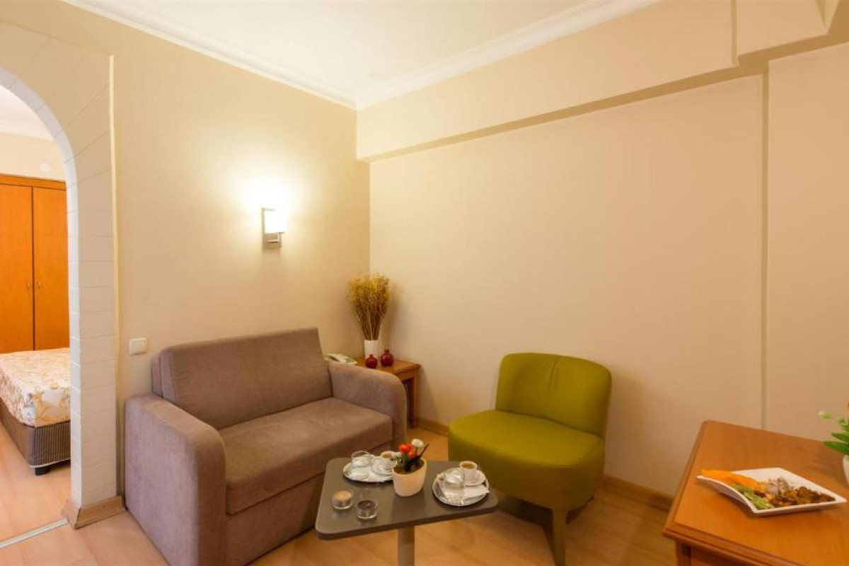 PRESTIGE HOTEL