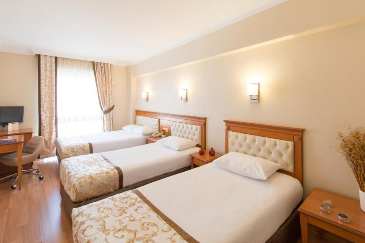 PRESTIGE HOTEL