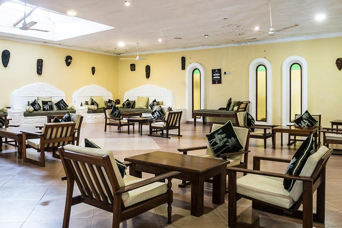 Prideinn Flamingo Beach Resort