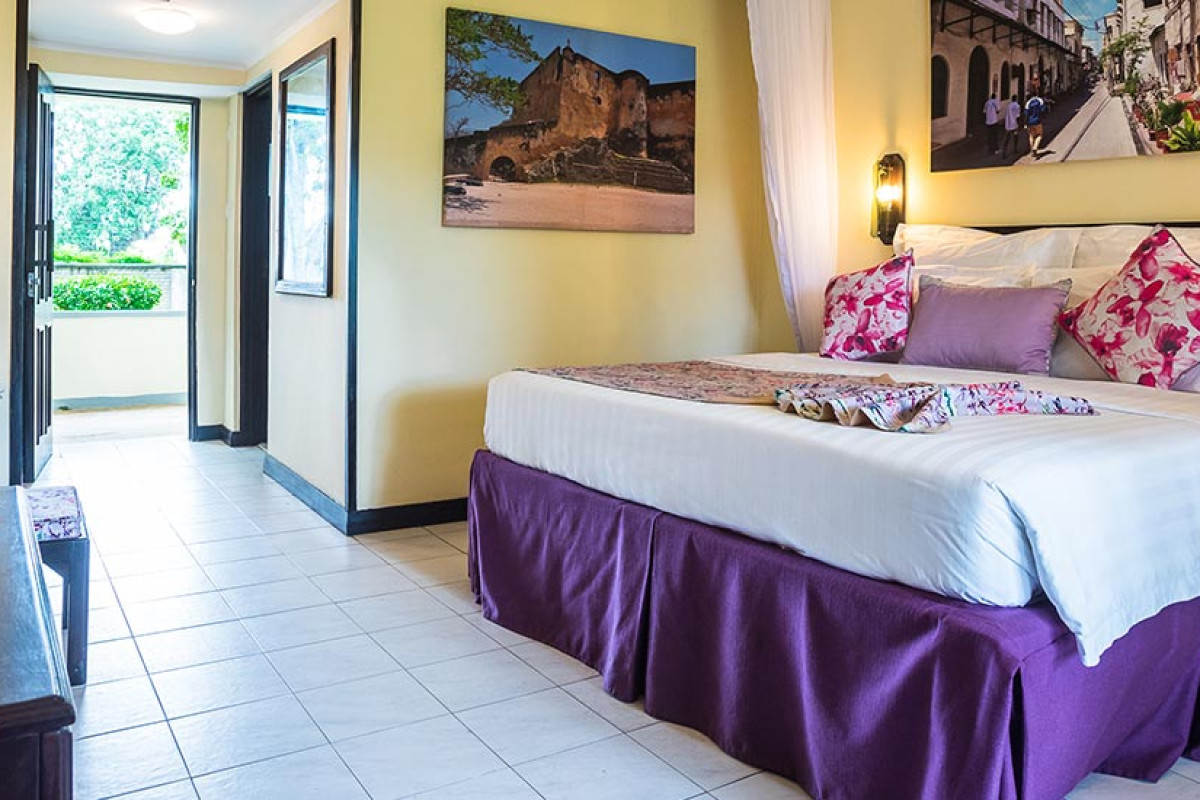 Prideinn Flamingo Beach Resort