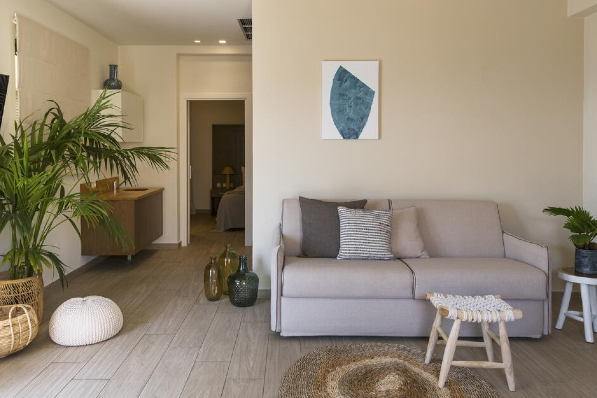PRIMA VISTA BOUTIQUE