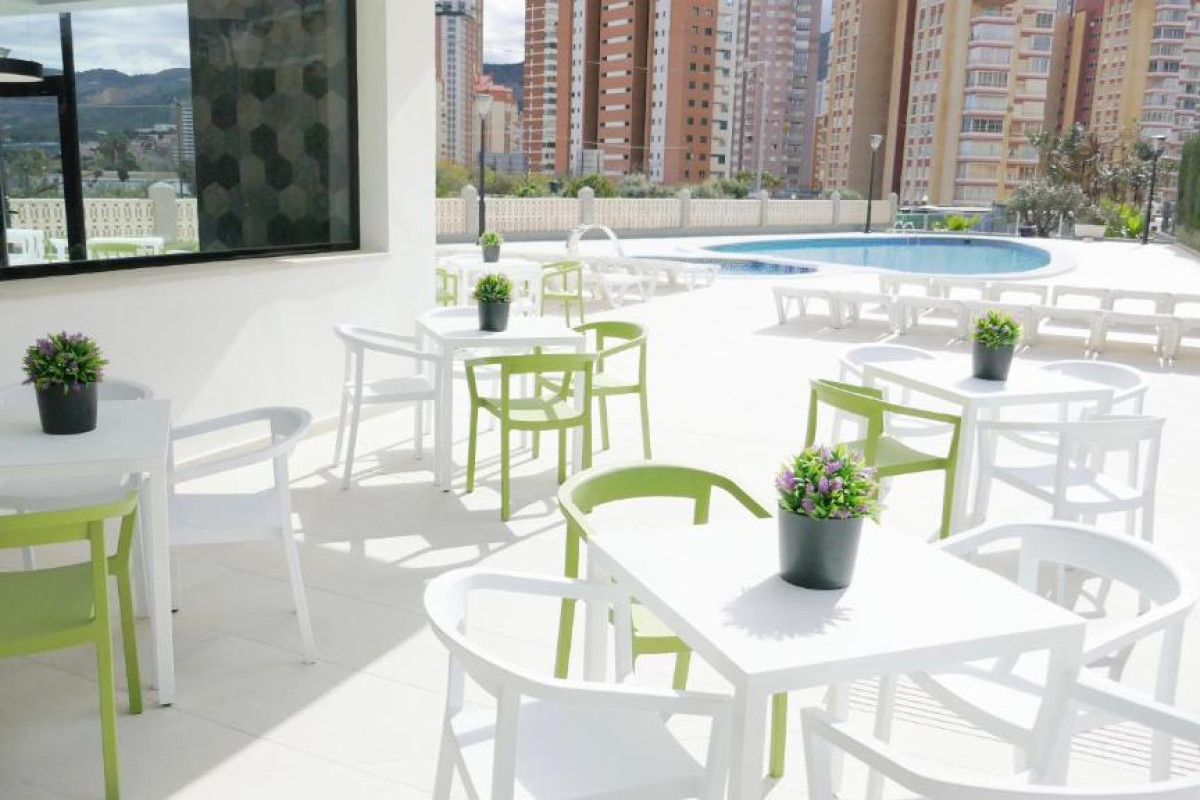 Primavera Loix Apartments