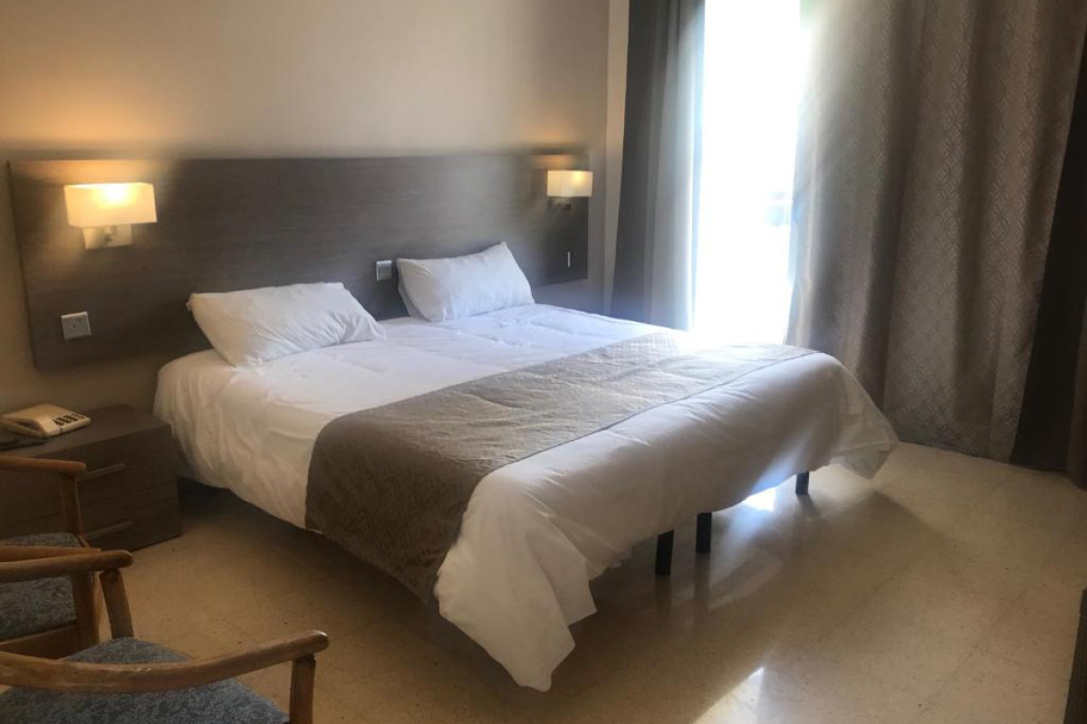 Primera Hotel