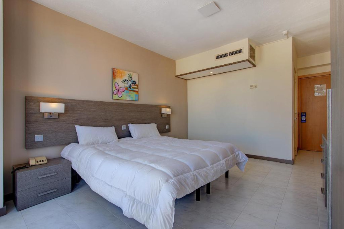 Primera Hotel