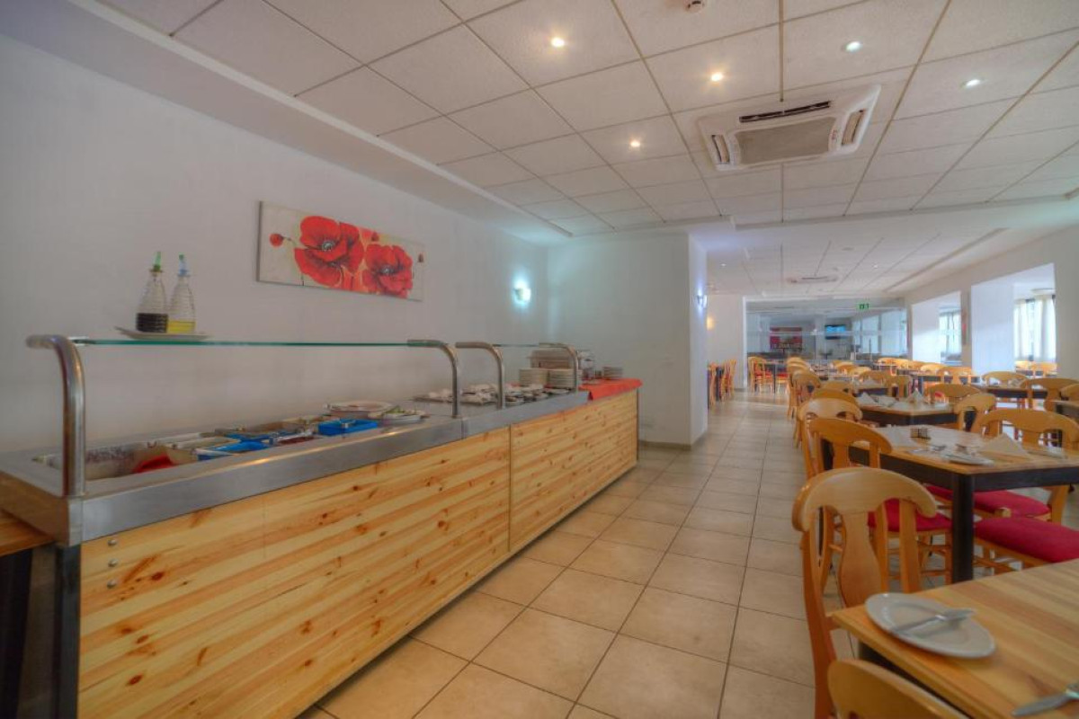 Primera Hotel