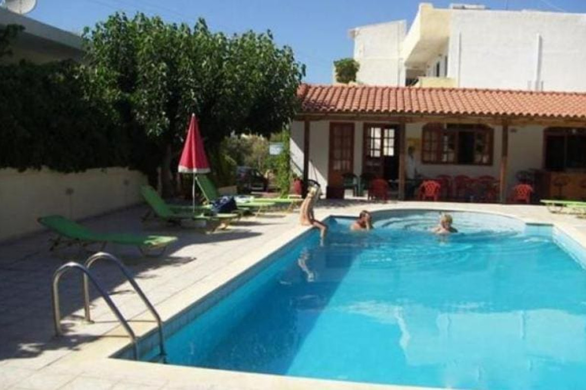 PRINOS APARTMENTS