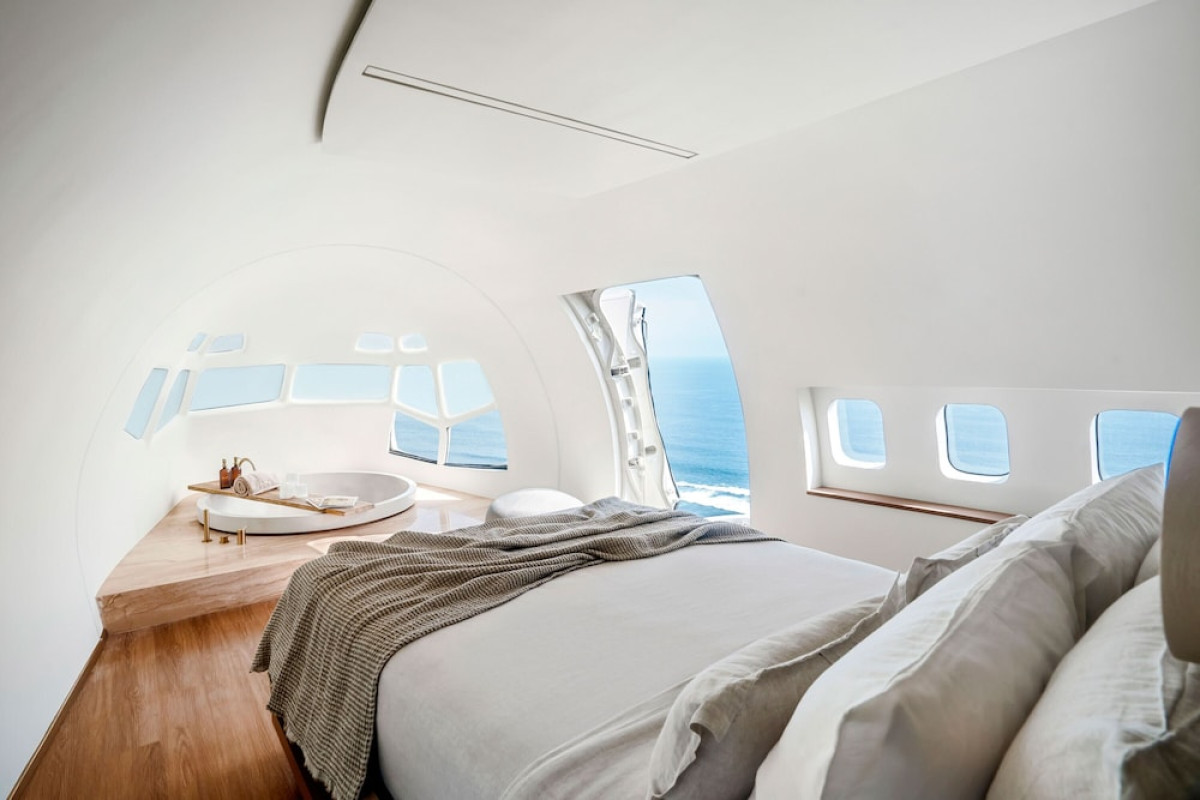 Private Jet Villa
