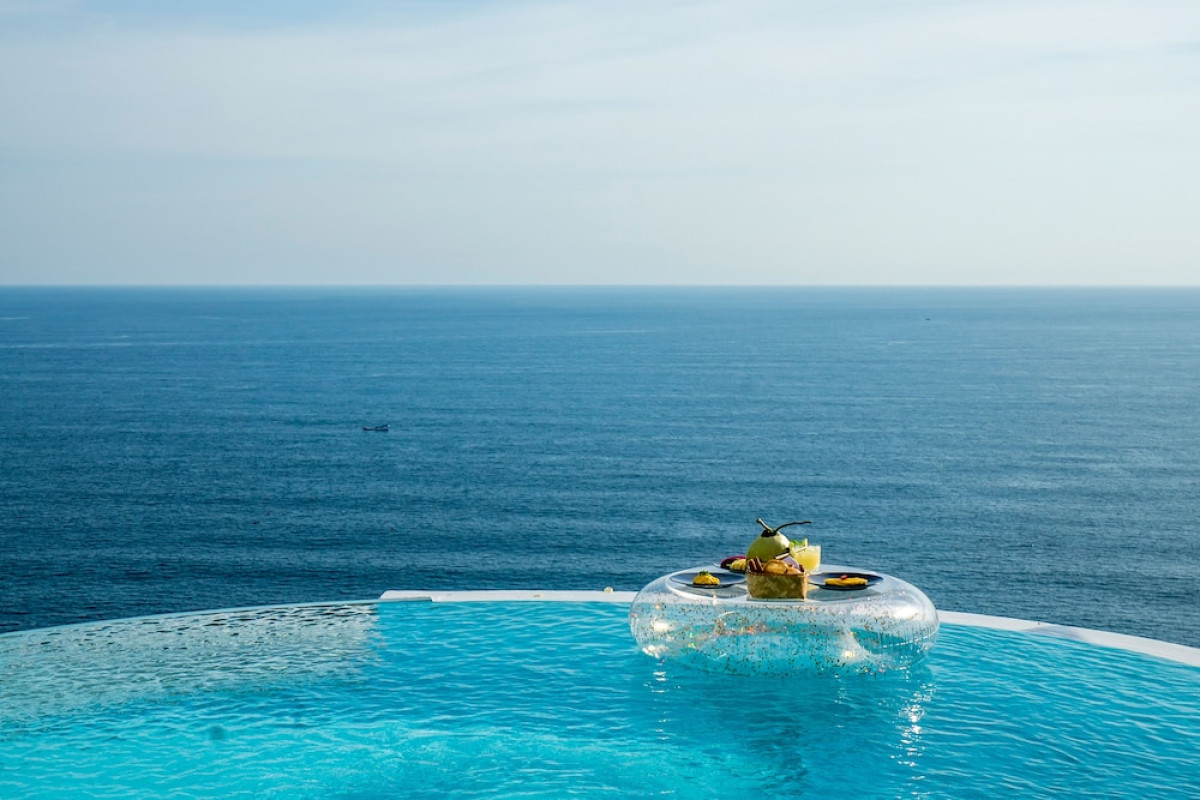 Private Jet Villa