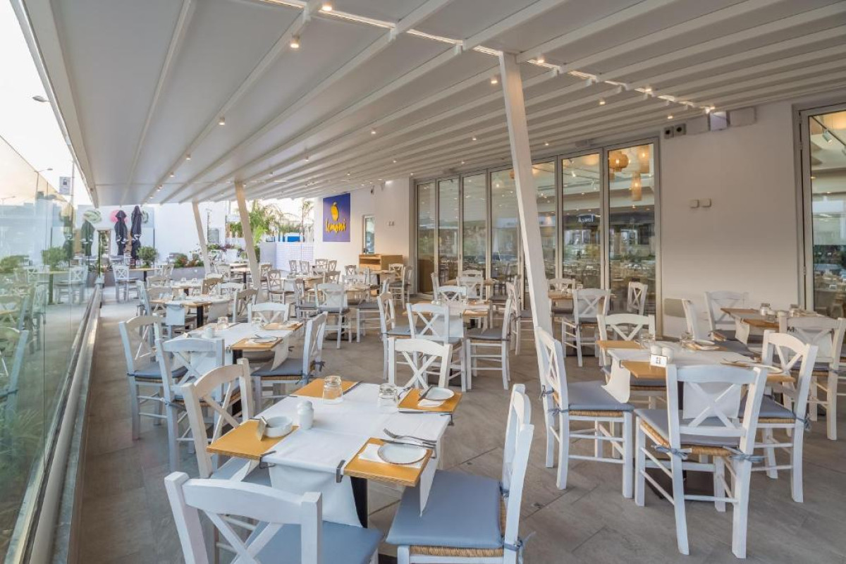 Protaras Plaza Hotel