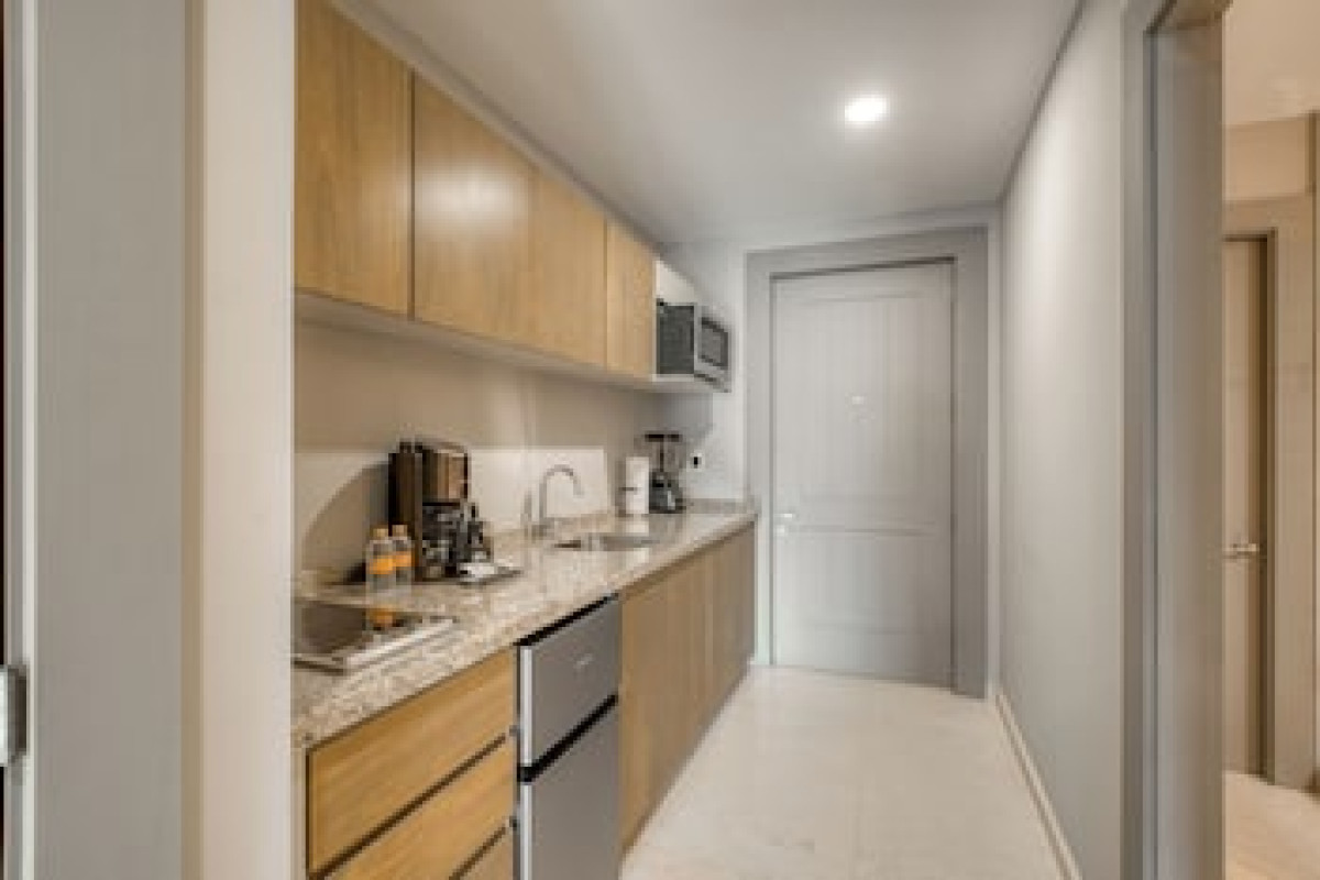 PUERTA CORTES RESIDENCES