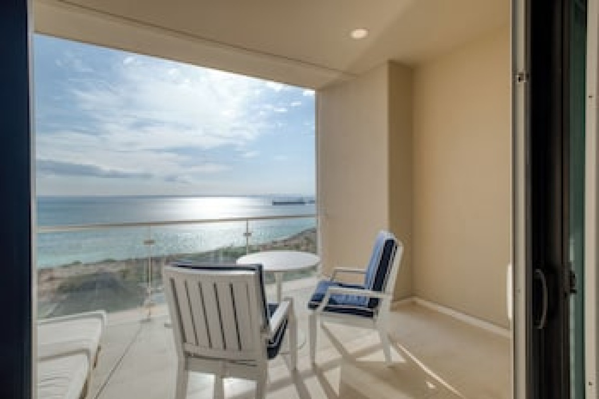 PUERTA CORTES RESIDENCES