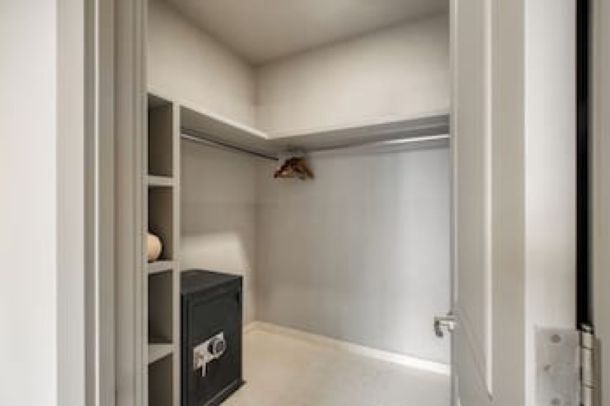 PUERTA CORTES RESIDENCES