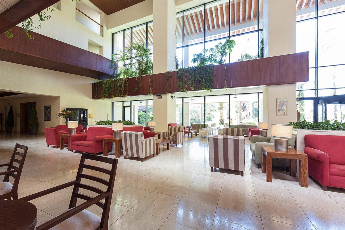 Puerto Antilla Grand Hotel