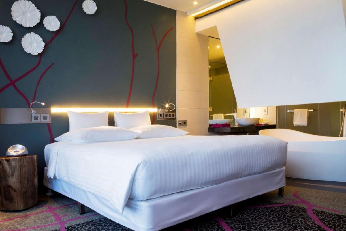 Pullman Saigon Centre