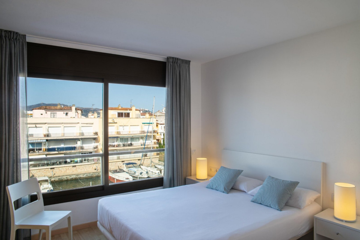 P&V Empuriabrava Marina