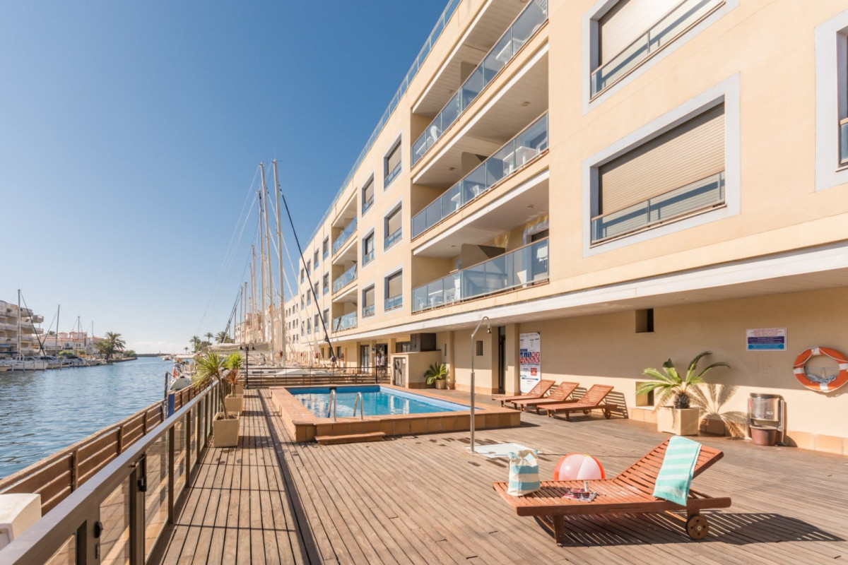 P&V Empuriabrava Marina
