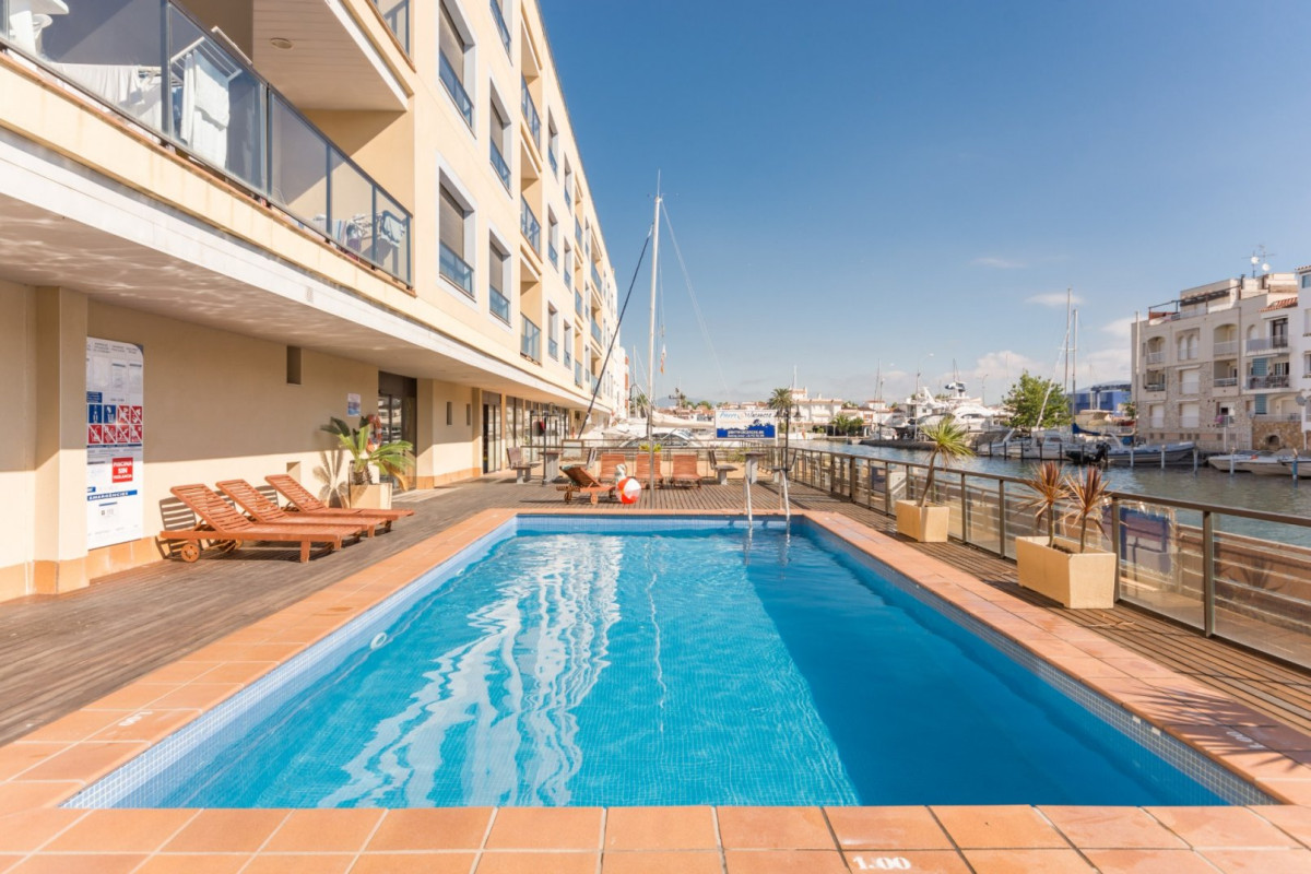 P&V Empuriabrava Marina