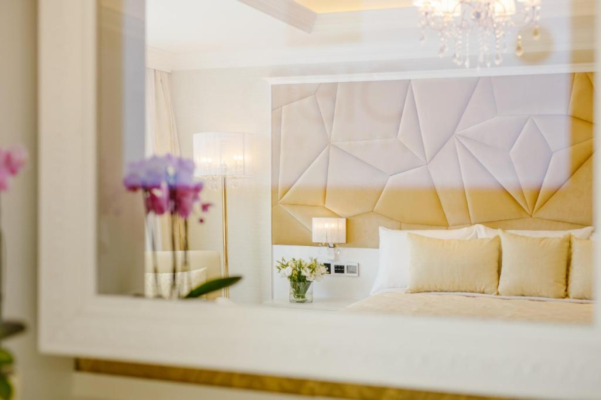 QBIC CITY HOTEL