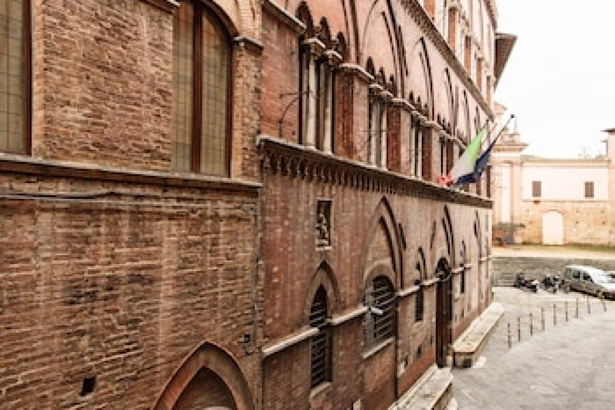 QUATTRO CANTONI