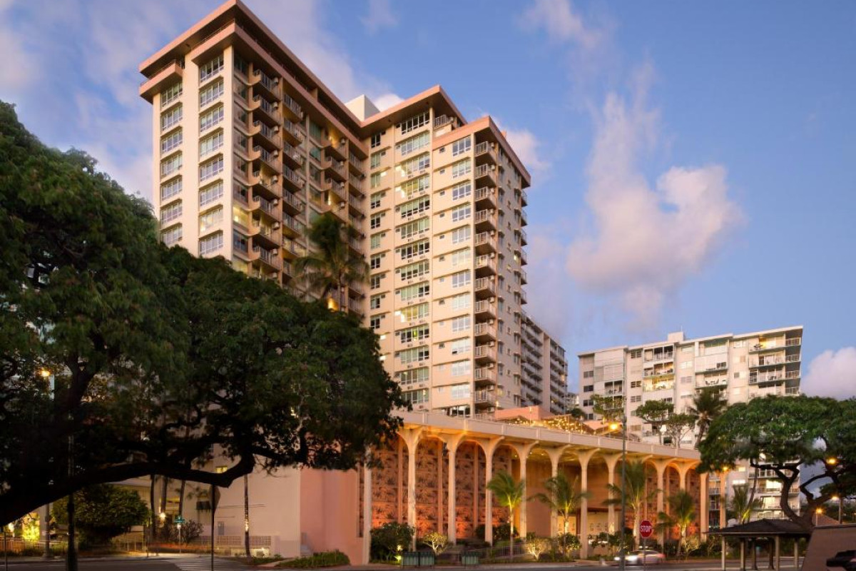 Queen Kapiolani Hotel