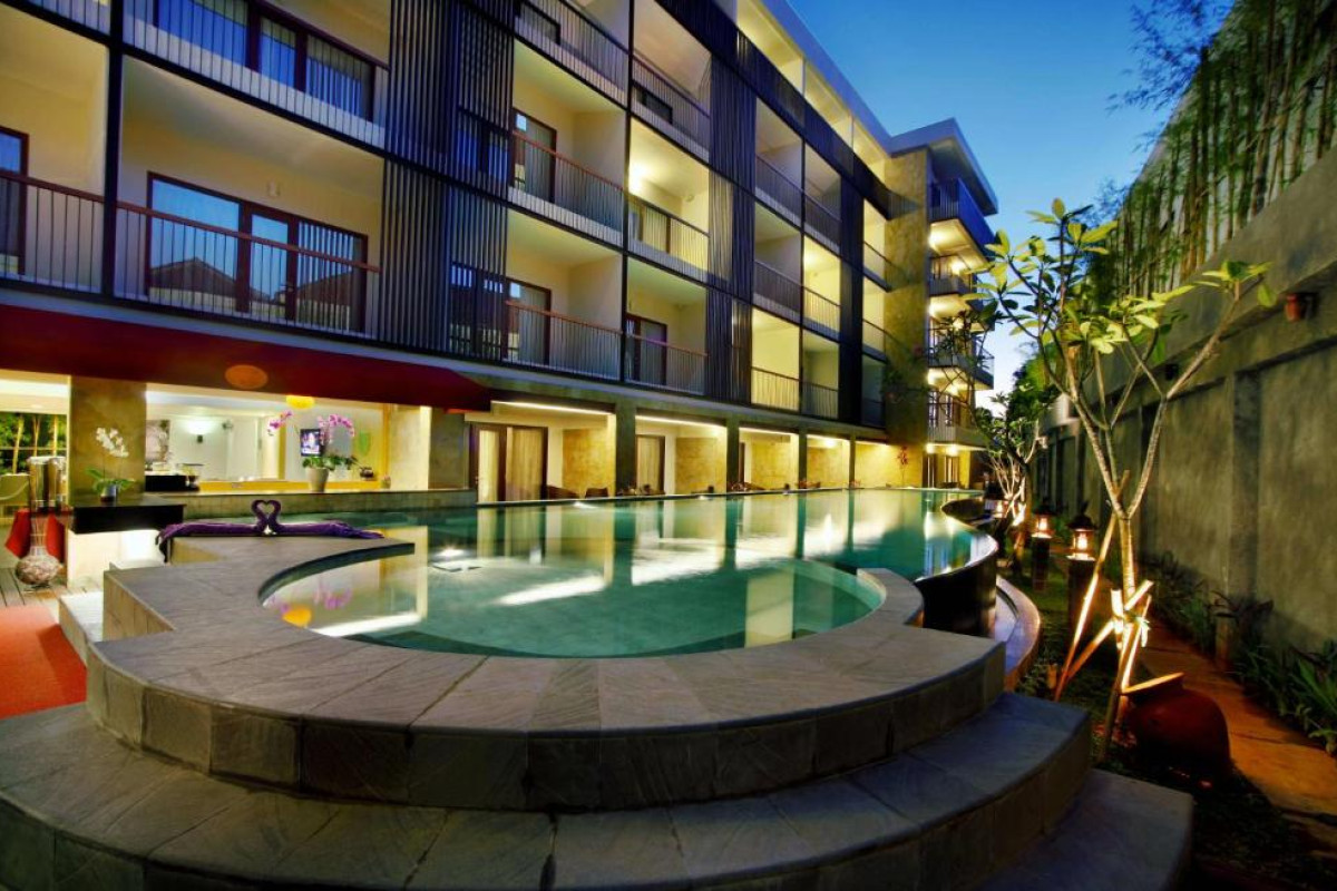 Quest Hotel Kuta