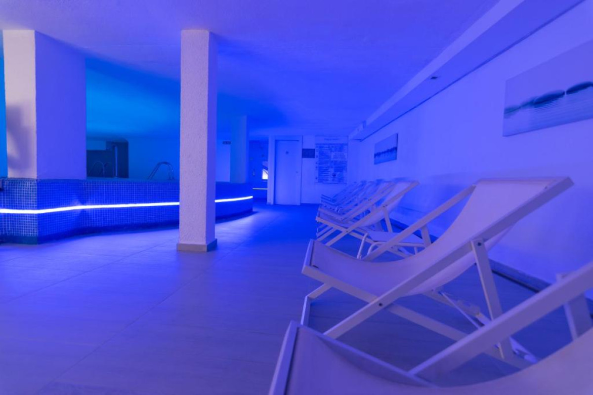 R2 Bahia Cala Ratjada